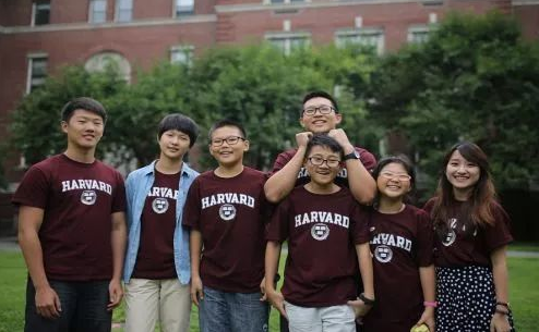 �����W�W�����������ӵģ������W�Եĳ����ÌW����ֵ��һ��